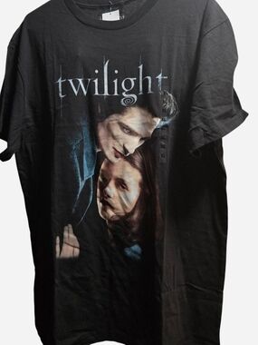 Hot Topic Black Twilight Movie Graphic Tee